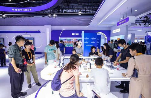 作業(yè)幫攜學(xué)習(xí)機(jī)等智能學(xué)習(xí)產(chǎn)品亮相2023服貿(mào)會(huì)